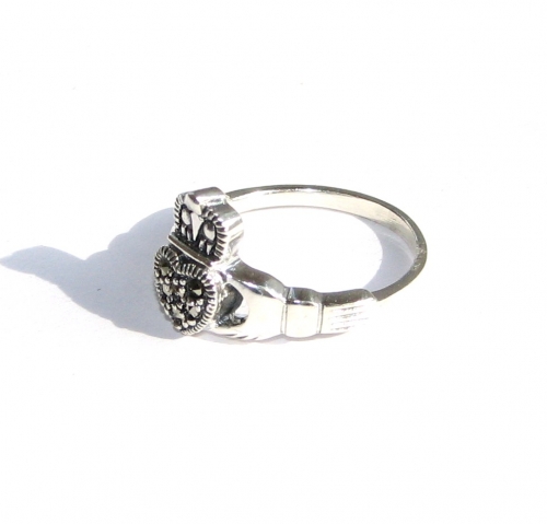 Кладдахское кольцо с марказитом