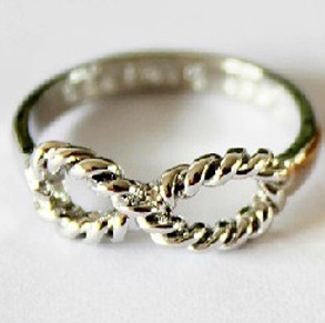 Серебряное кольцо "Бесконечность - вечная любовь"